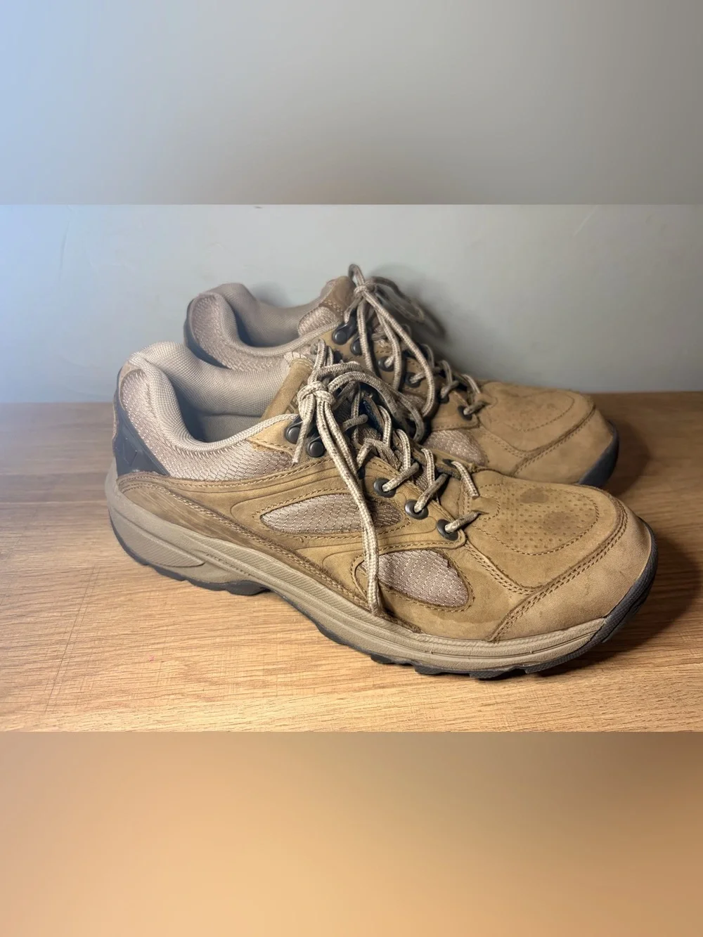 New Balance 780 WW780BR Womens 10 2A Narrow Brown Nubuck Walking Shoes